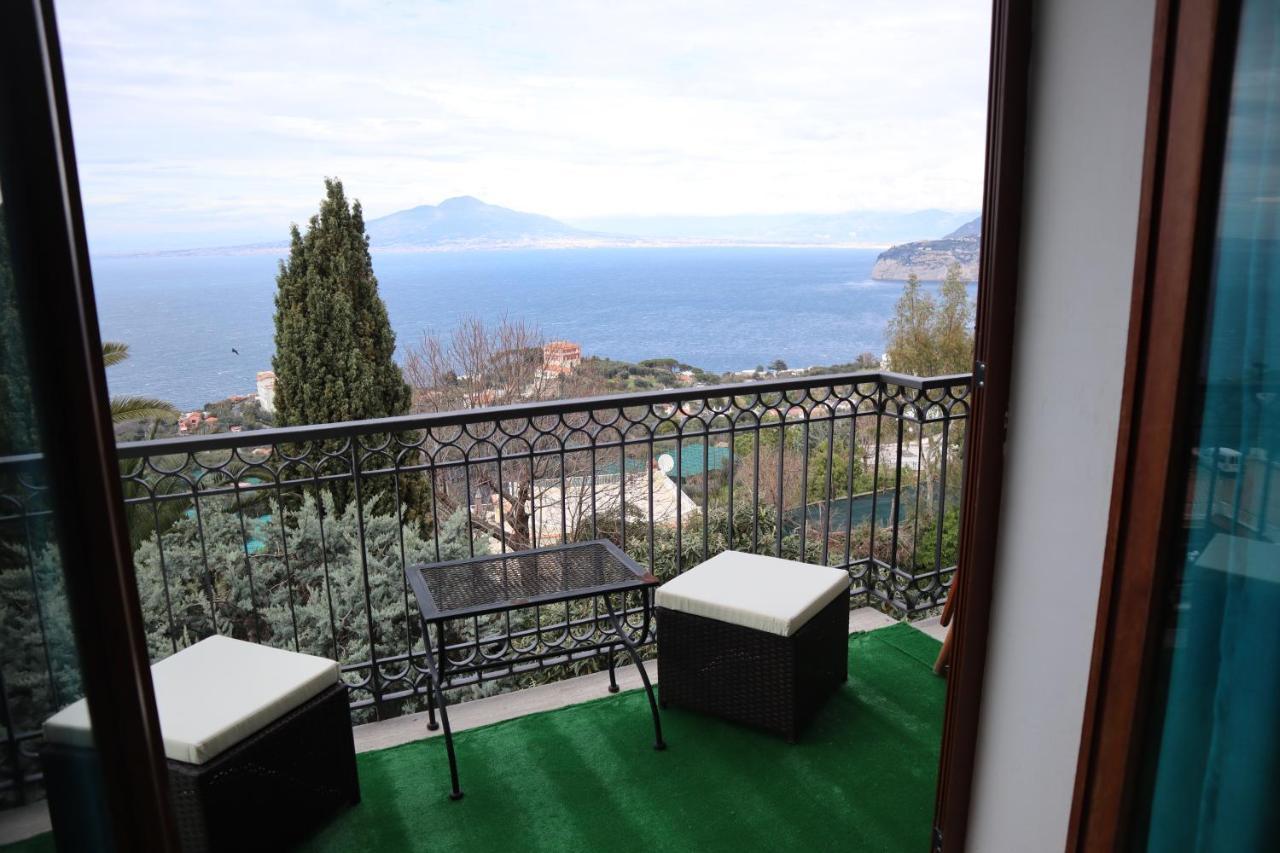 Villa Marylise Сорренто Экстерьер фото