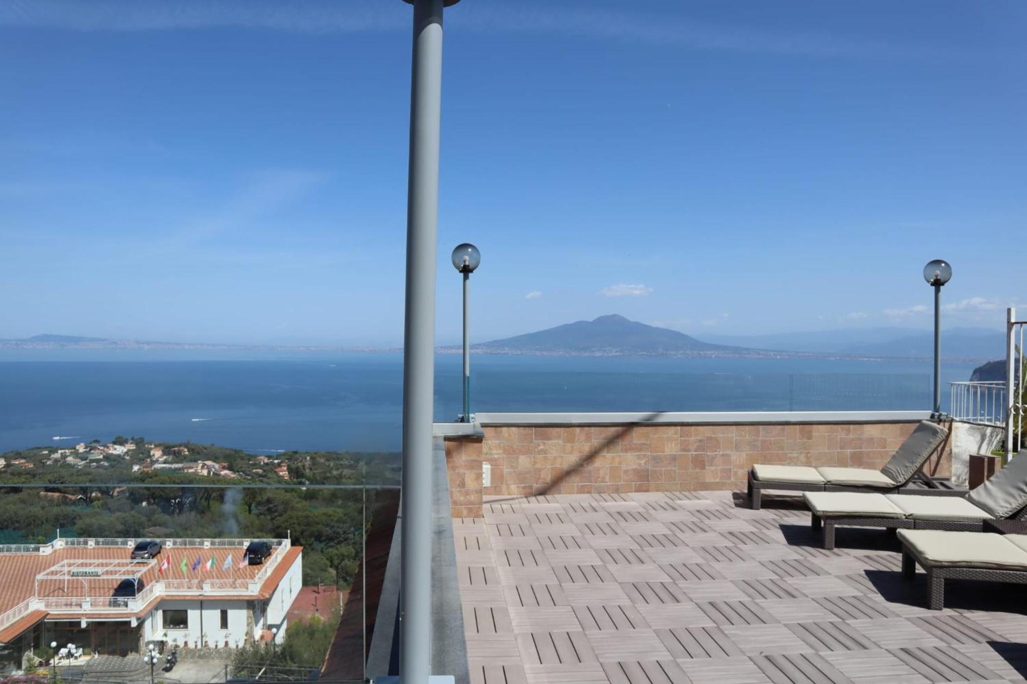Villa Marylise Сорренто Экстерьер фото